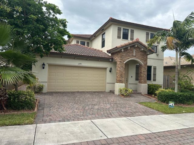  3 BR,  3.00 BTH &nbsp; style home in Homestead