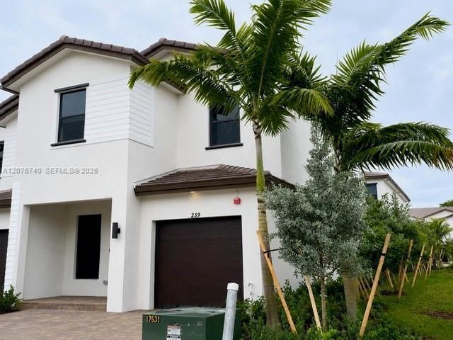 [Pembroke Pines Real Estate, listing number 3348227]