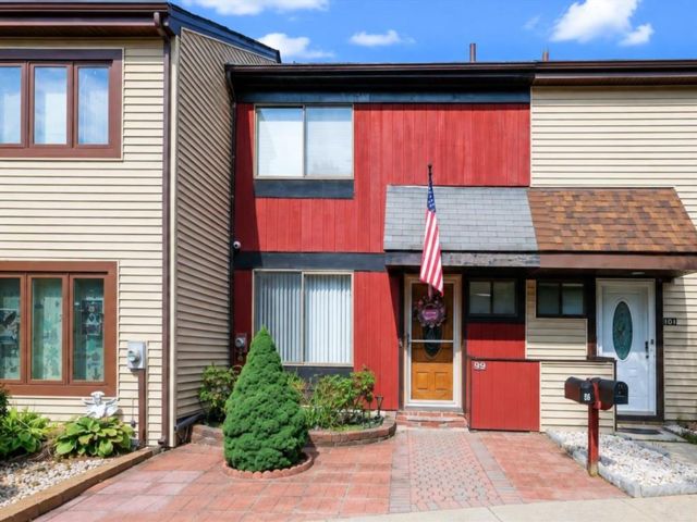  3 BR,  2.00 BTH &nbsp;Single family style home in Rossville