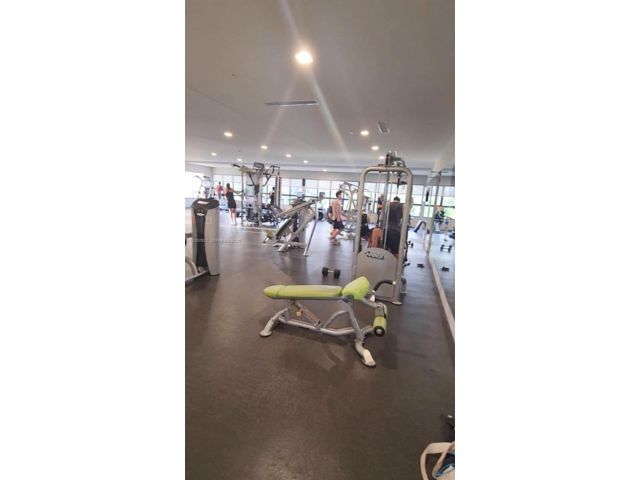 [PHOTO]