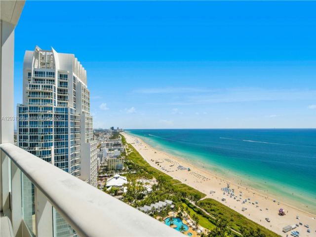  2 BR,  2.50 BTH &nbsp; style home in Miami Beach
