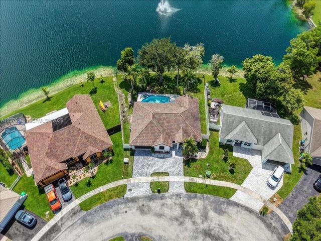 [Sunrise Real Estate, listing number 3348414]