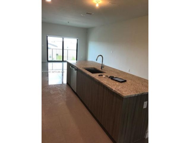  3 BR,  2.00 BTH &nbsp; style home in Medley