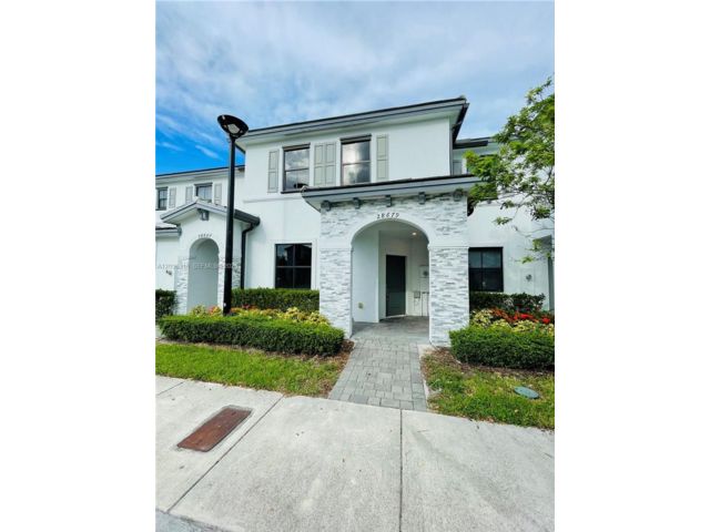 [Homestead Real Estate, listing number 3348501]