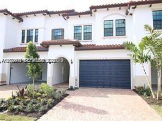 [Pembroke Pines Real Estate, listing number 3348516]
