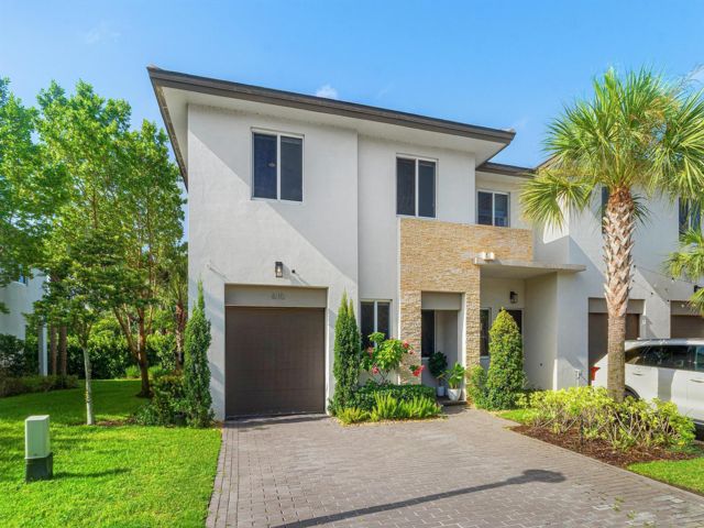 [Royal Palm Beach Real Estate, listing number 3348517]