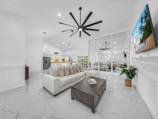  3 BR,  2.00 BTH &nbsp; style home in Coral Springs