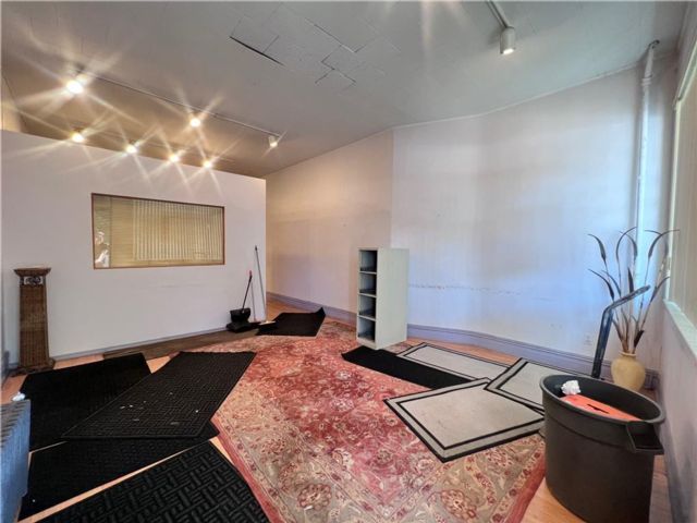 Studio,  0.00 BTH &nbsp;Office style home in Bensonhurst