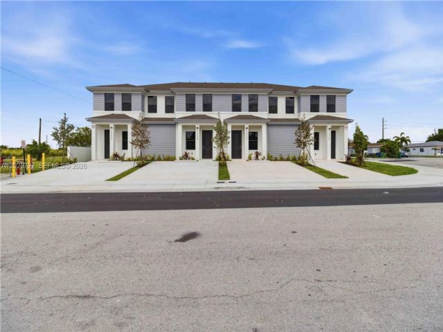 [Miami Real Estate, listing number 3348561]