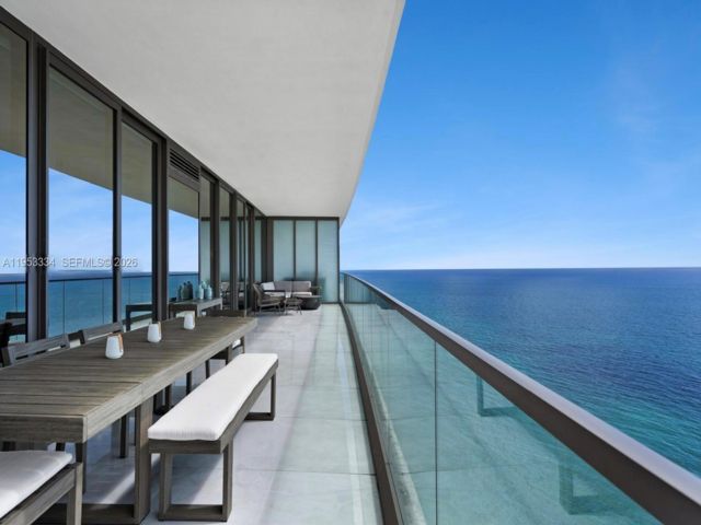  3 BR,  5.50 BTH &nbsp; style home in Sunny Isles Beach