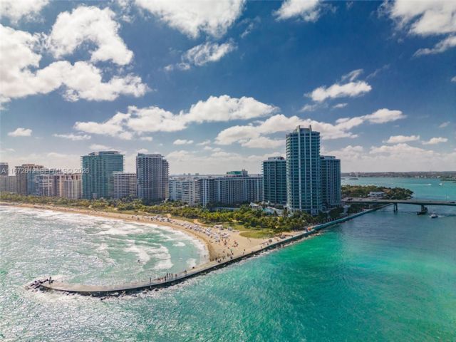 2 BR,  3.00 BTH &nbsp; style home in Bal Harbour