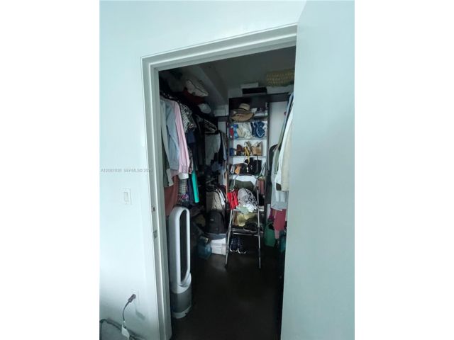 [PHOTO]