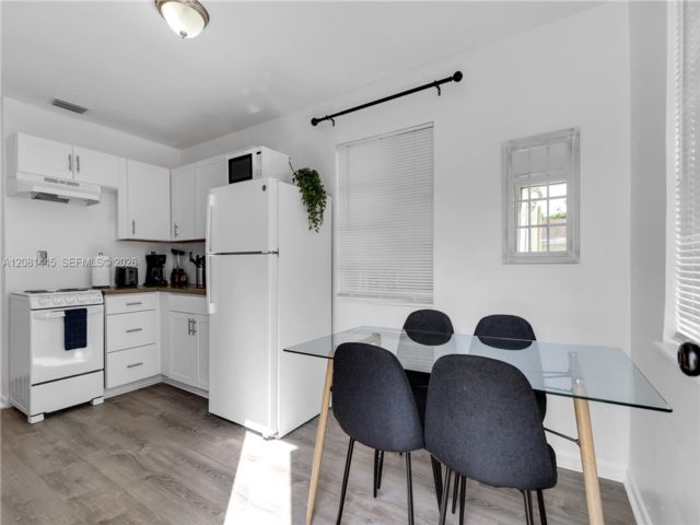  2 BR,  1.00 BTH &nbsp; style home in Miami