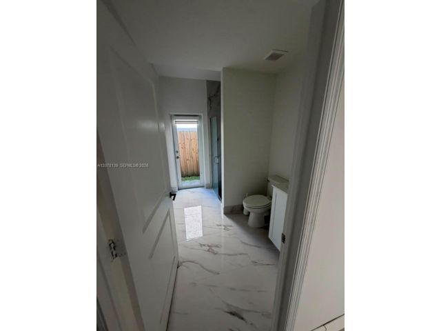[PHOTO]