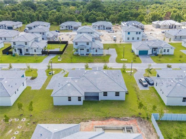 [Homestead Real Estate, listing number 3348748]