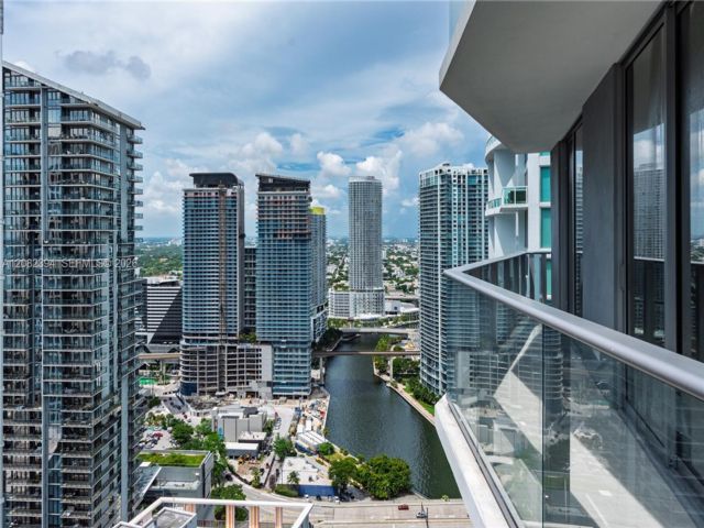 1 BR,  1.00 BTH &nbsp; style home in Miami