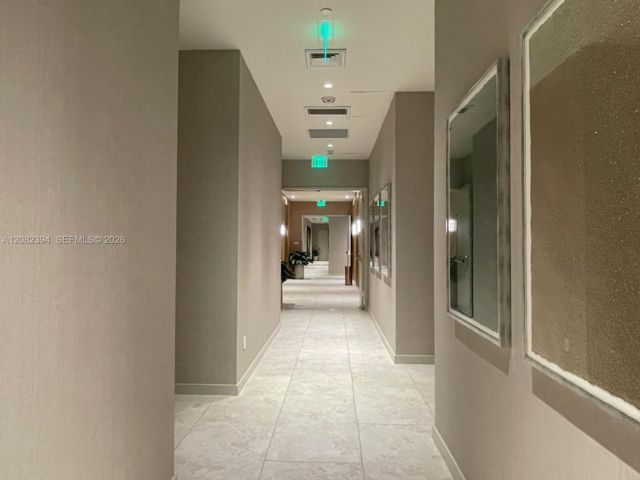 [PHOTO]