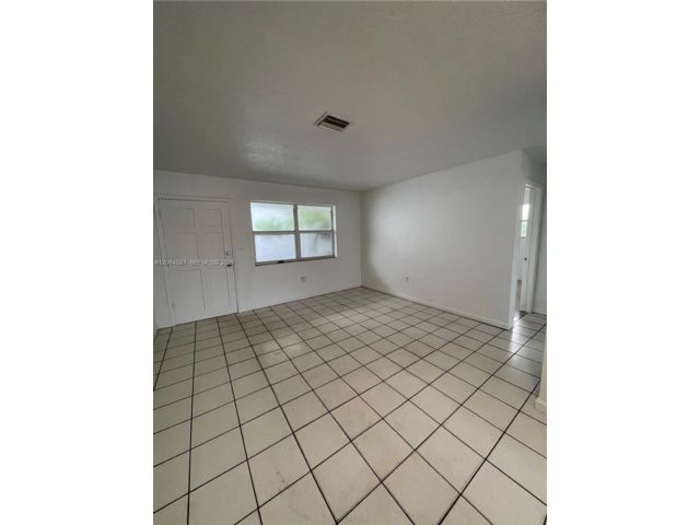  2 BR,  1.00 BTH &nbsp; style home in Miami