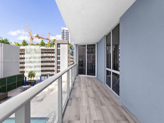  2 BR,  2.50 BTH &nbsp; style home in Miami