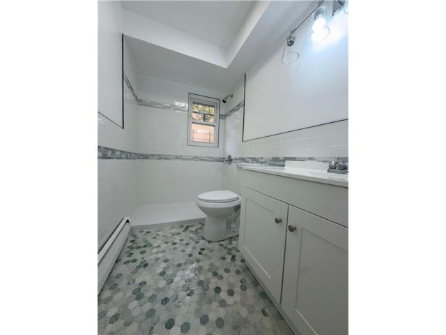 [PHOTO]