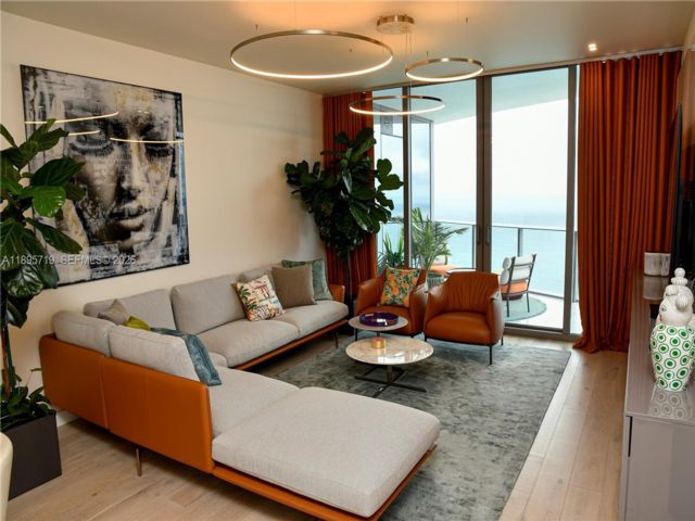  2 BR,  2.50 BTH &nbsp; style home in Sunny Isles Beach