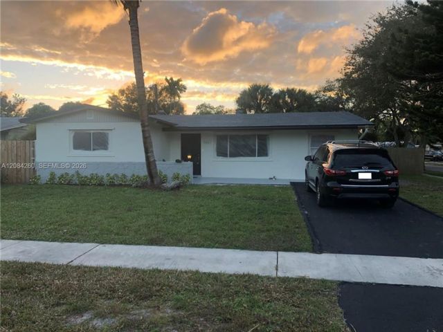 [PHOTO]