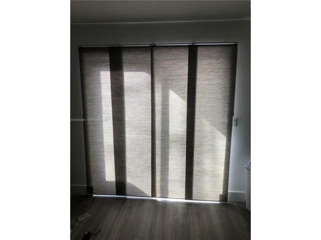 [PHOTO]