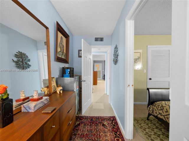[PHOTO]