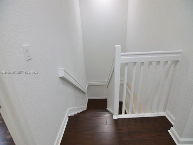 [PHOTO]