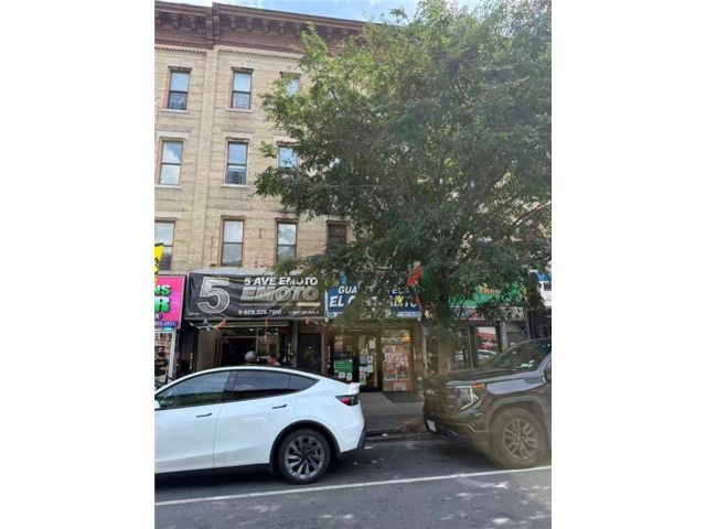 Studio,  0.00 BTH &nbsp;Mixed use style home in Sunset Park