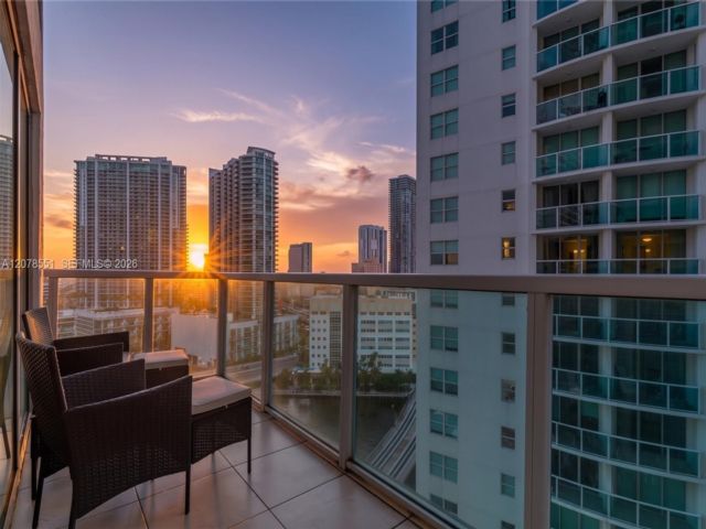 [Miami Real Estate, listing number 3348922]