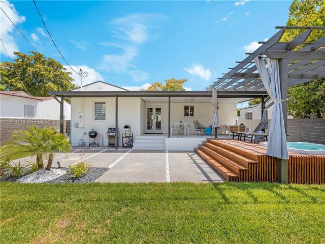 [Miami Real Estate, listing number 3348944]