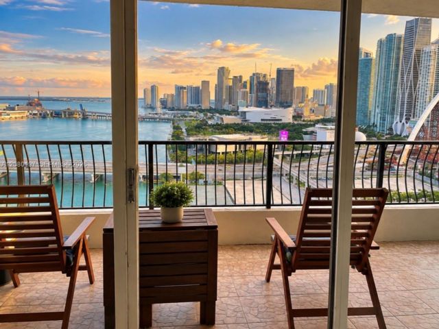  1 BR,  1.50 BTH &nbsp; style home in Miami