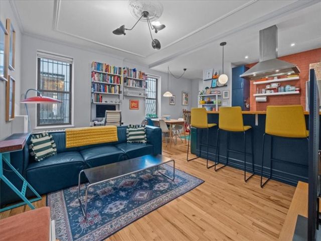  1 BR,  1.00 BTH &nbsp;Co-op style home in Crown Heights