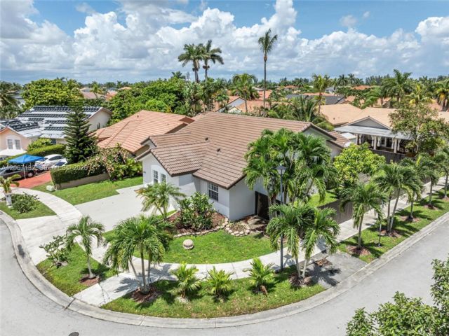 [Miami Real Estate, listing number 3349052]