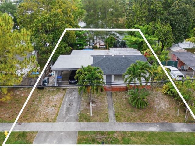 [Hollywood Real Estate, listing number 3349063]