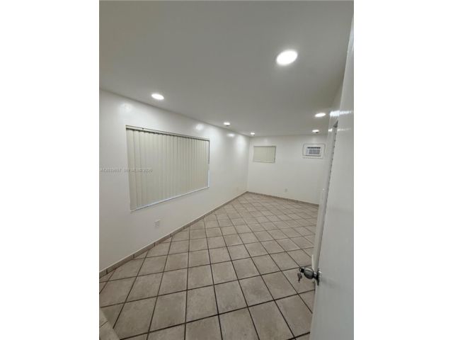 [Hialeah Real Estate, listing number 3349071]