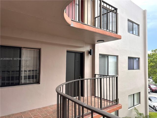 [Miami Real Estate, listing number 3349138]