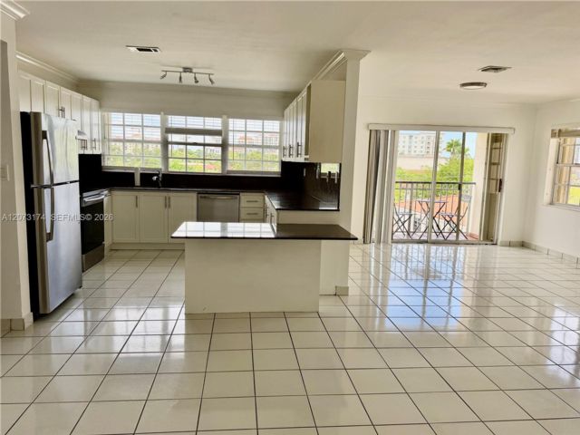 [Coral Gables Real Estate, listing number 3349161]