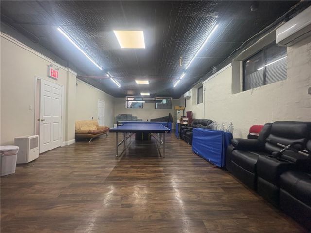 Studio,  0.00 BTH &nbsp;Office style home in Bensonhurst