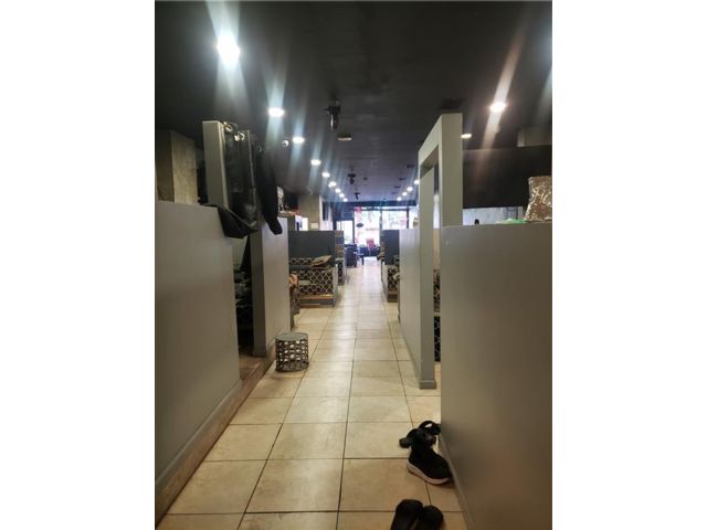 [PHOTO]