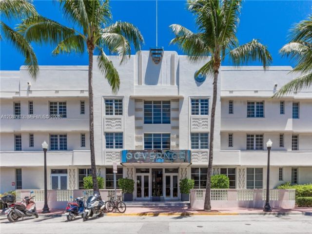  1 BR,  1.00 BTH &nbsp; style home in Carl Fisher