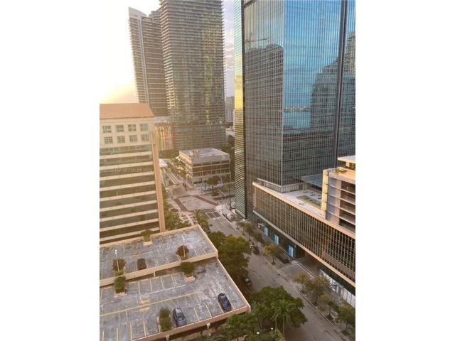  1 BR,  1.00 BTH &nbsp; style home in Miami