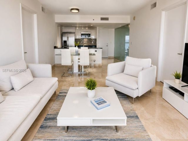  3 BR,  2.00 BTH &nbsp; style home in Miami
