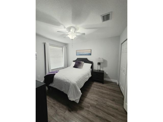 [PHOTO]