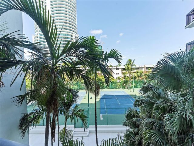 [Miami Real Estate, listing number 3349372]