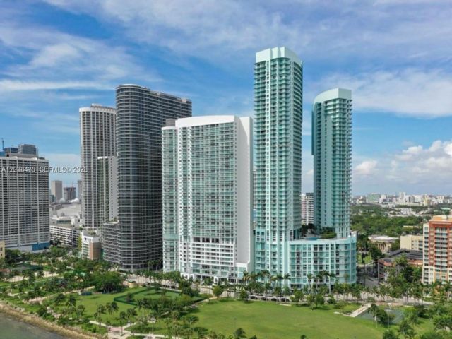 [Miami Real Estate, listing number 3349376]