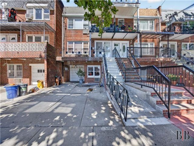  7 BR,  0.00 BTH &nbsp;Multi-family style home in Georgetown