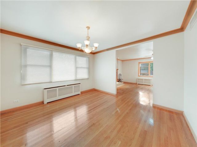 Studio,  0.00 BTH &nbsp;Multi-family style home in Boro-park