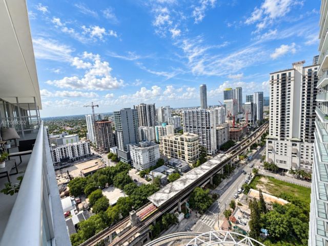  2 BR,  2.00 BTH &nbsp; style home in Miami